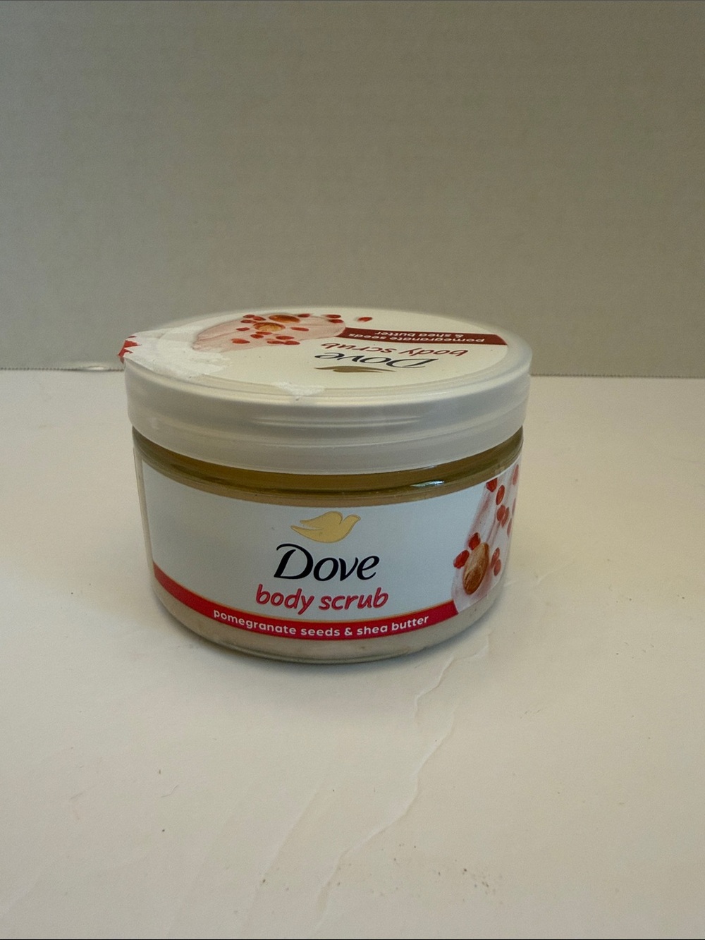 💕5/25💕Dove Pomegranate Seeds & Shea Butter Body Scrub